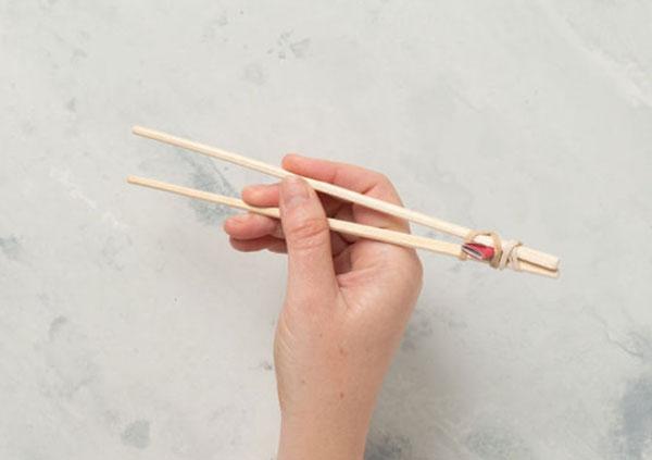 How to Use Chopsticks